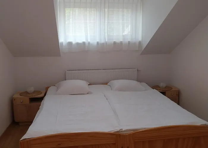 Vinny Sklep U Muhlbergeru 3*