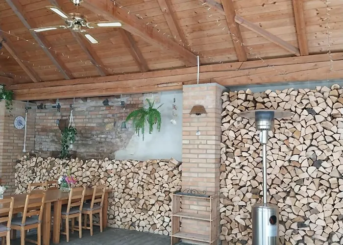 Vinny Sklep U Muhlbergeru 3* Jaroslavice (Znojmo)